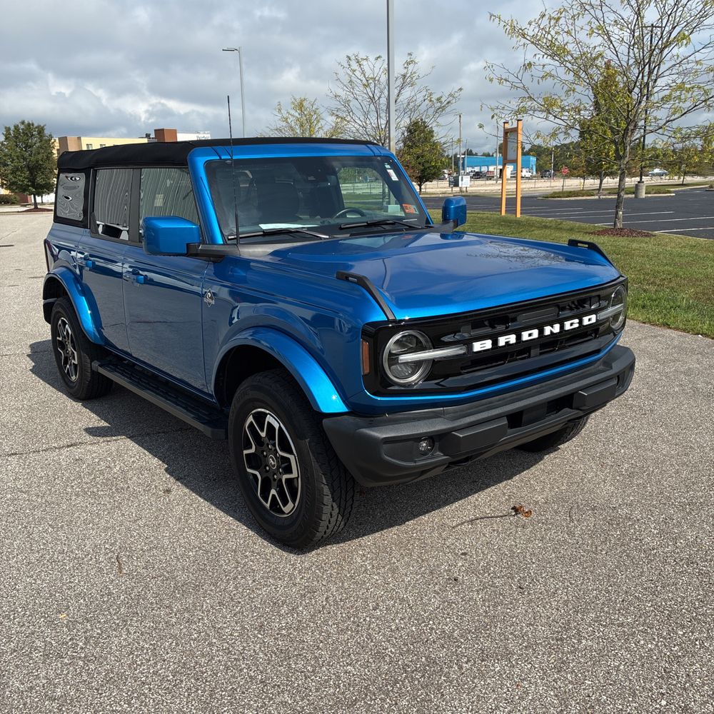 2024 Ford Bronco Outer Banks
