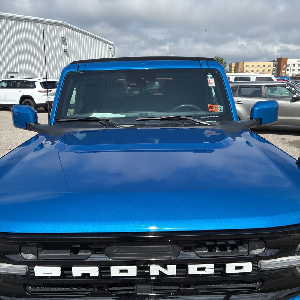 2024 Ford Bronco Outer Banks