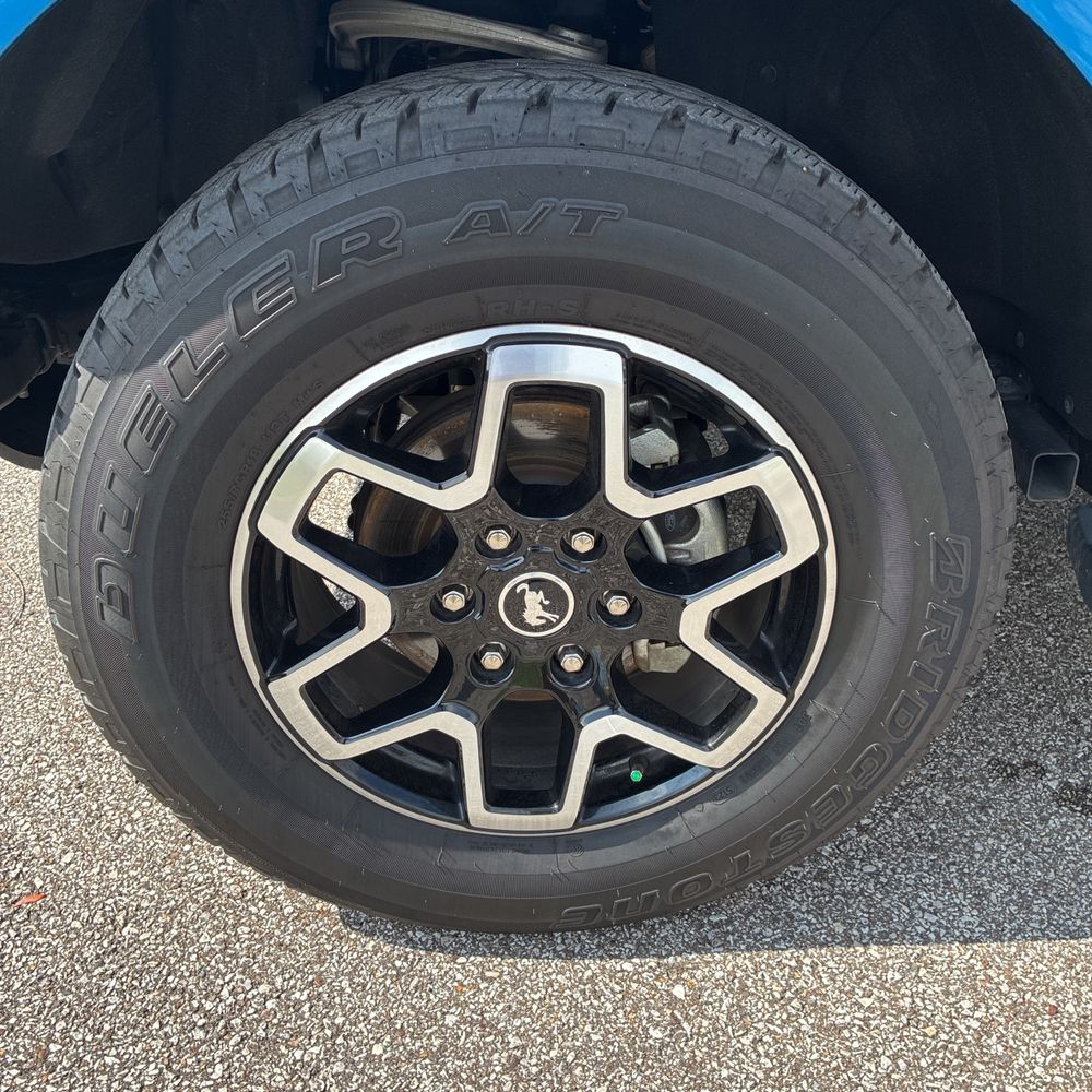 2024 Ford Bronco Outer Banks