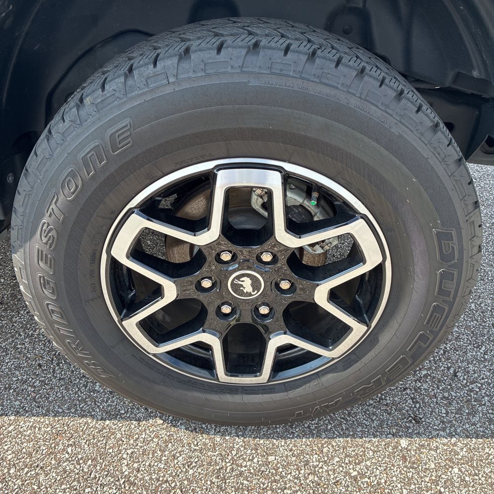 2024 Ford Bronco Outer Banks