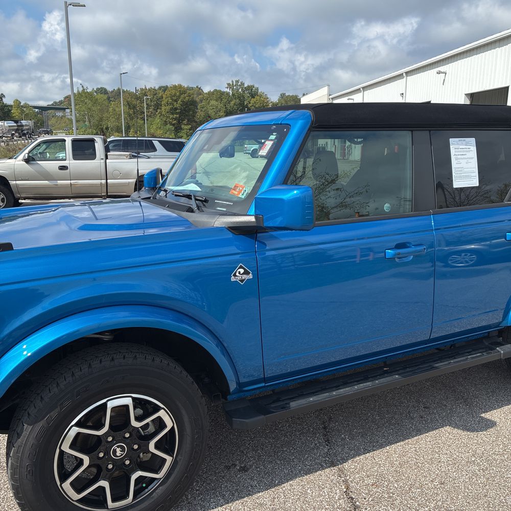 2024 Ford Bronco Outer Banks