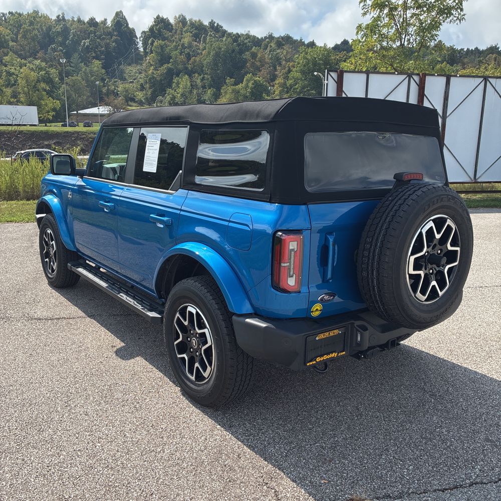 2024 Ford Bronco Outer Banks