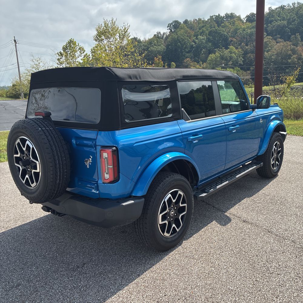 2024 Ford Bronco Outer Banks