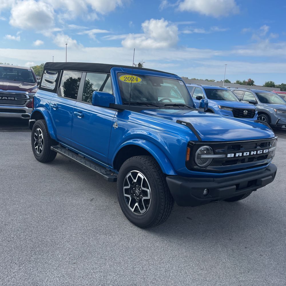 2024 Ford Bronco Outer Banks