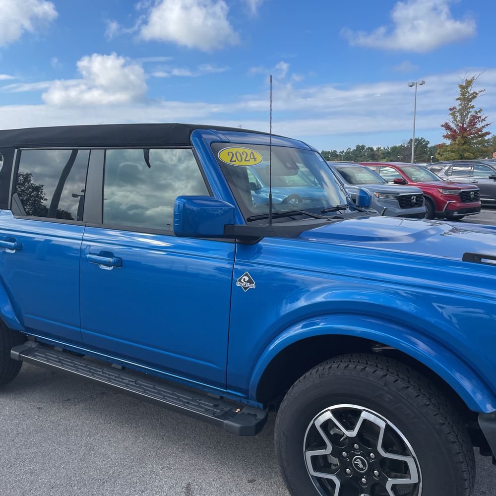 2024 Ford Bronco Outer Banks