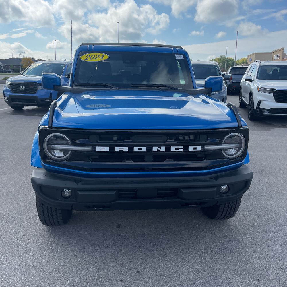 2024 Ford Bronco Outer Banks