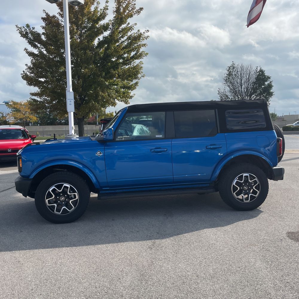 2024 Ford Bronco Outer Banks