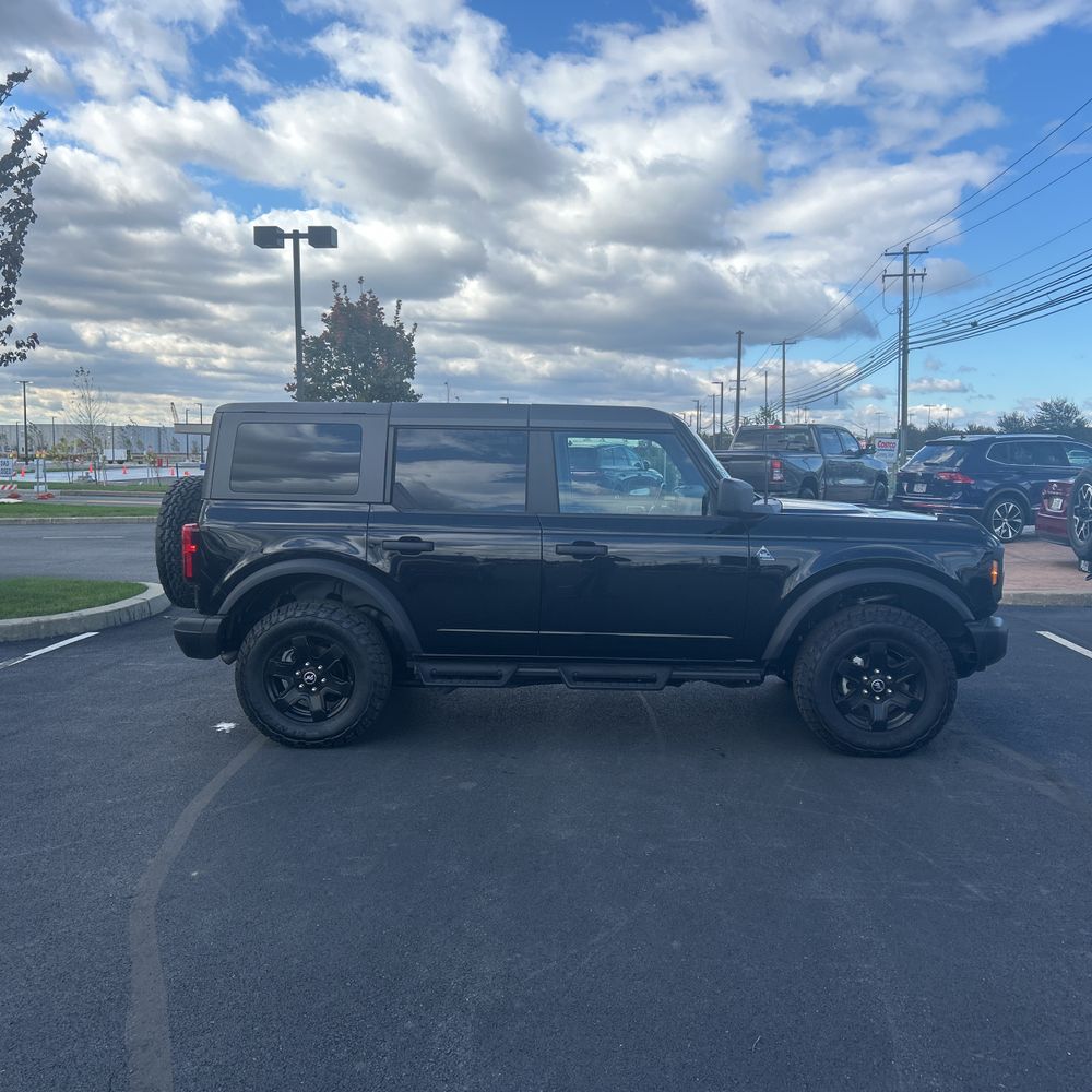 2024 Ford Bronco Black Diamond
