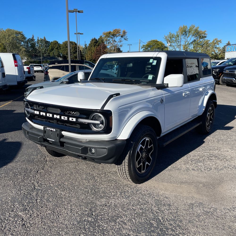 2023 Ford Bronco Outer Banks