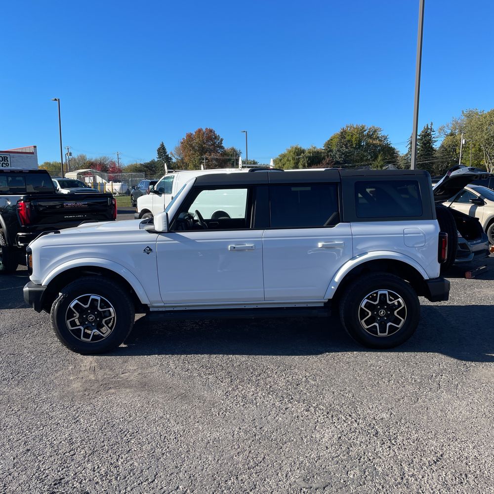 2023 Ford Bronco Outer Banks