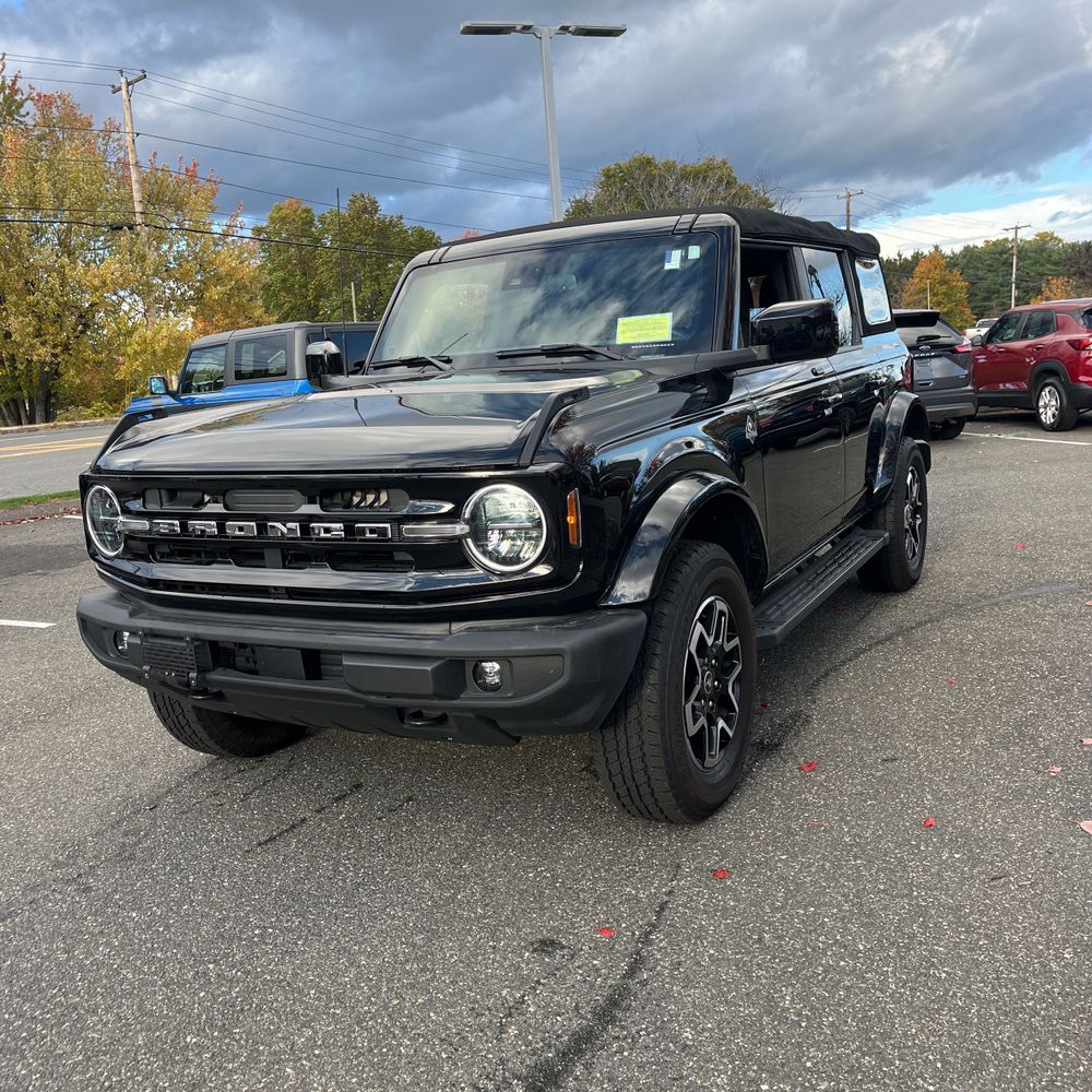 2023 Ford Bronco Outer Banks