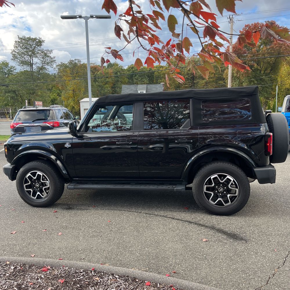 2023 Ford Bronco Outer Banks