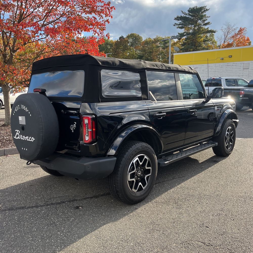2023 Ford Bronco Outer Banks