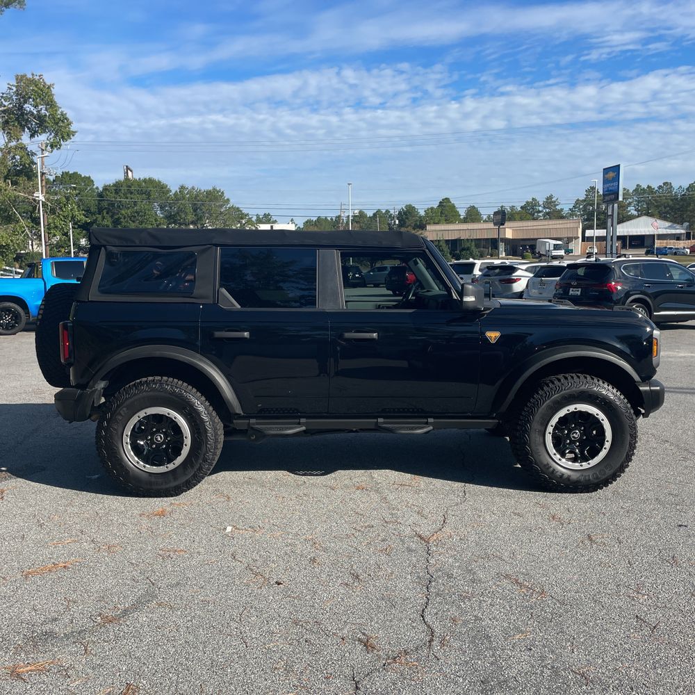 2022 Ford Bronco Badlands Advanced