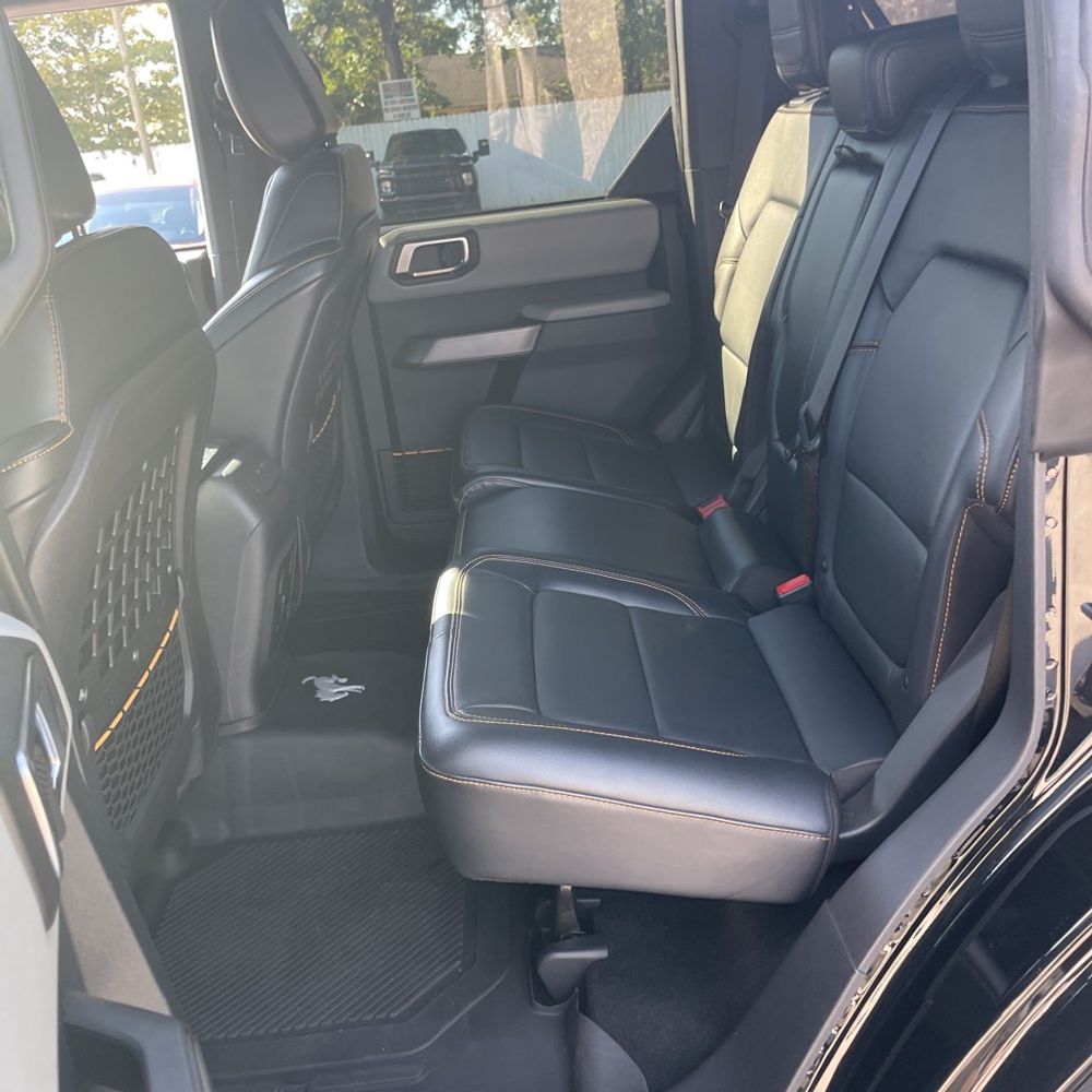 2022 Ford Bronco Badlands Advanced
