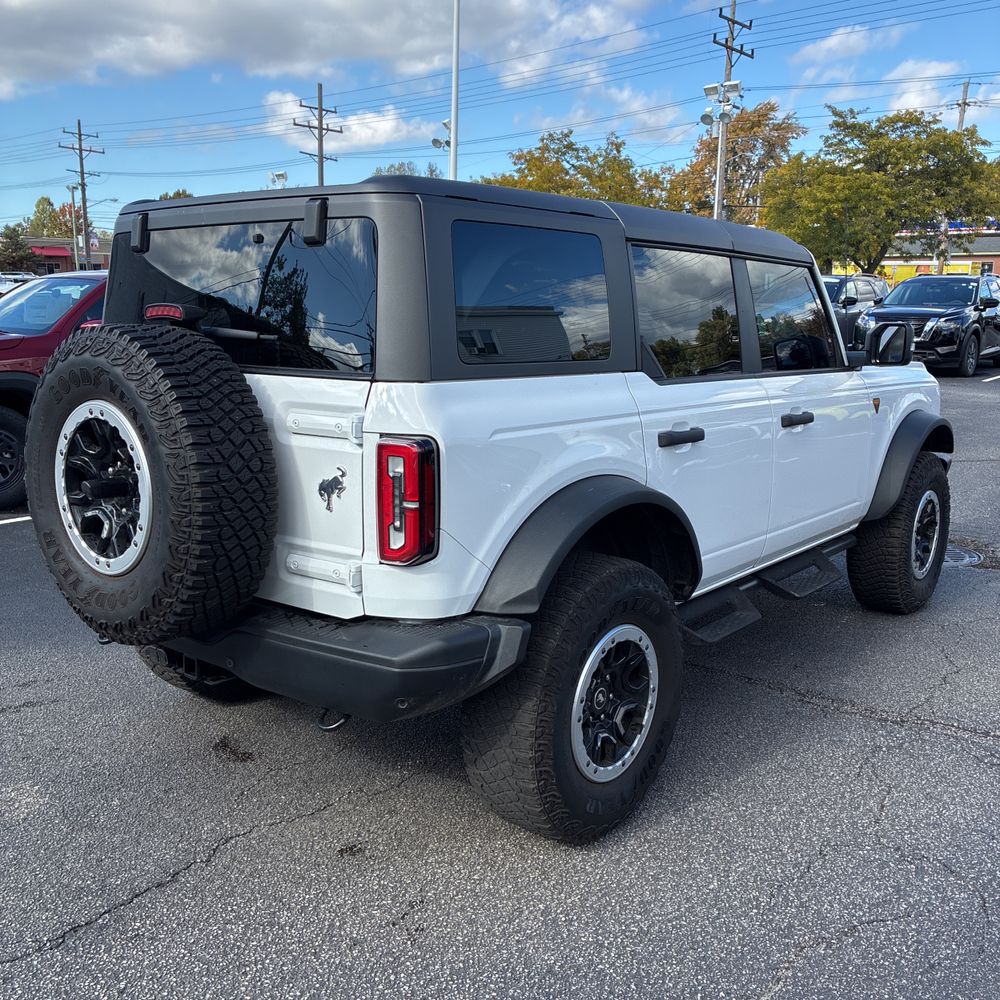 2023 Ford Bronco Badlands Advanced