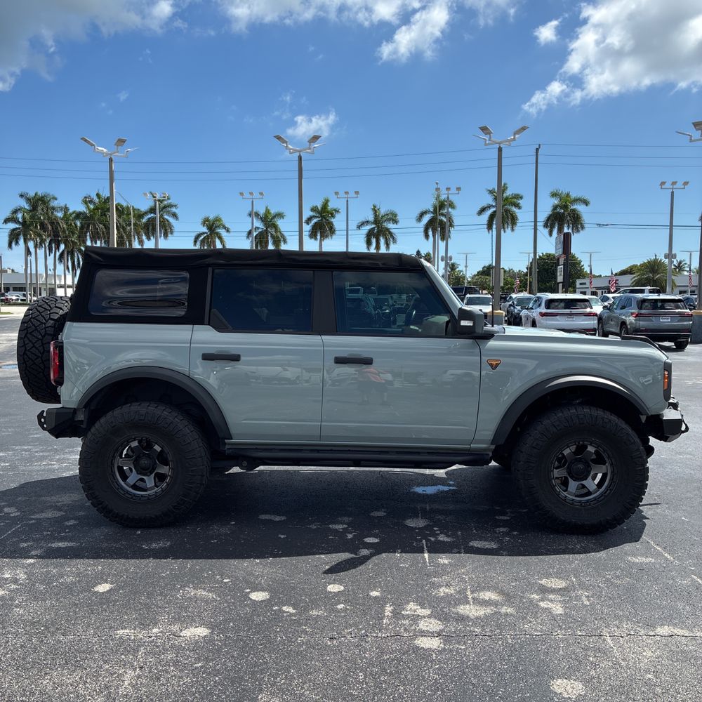 2022 Ford Bronco Badlands Advanced