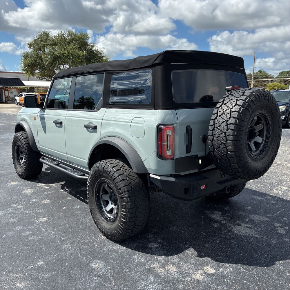 2022 Ford Bronco Badlands Advanced