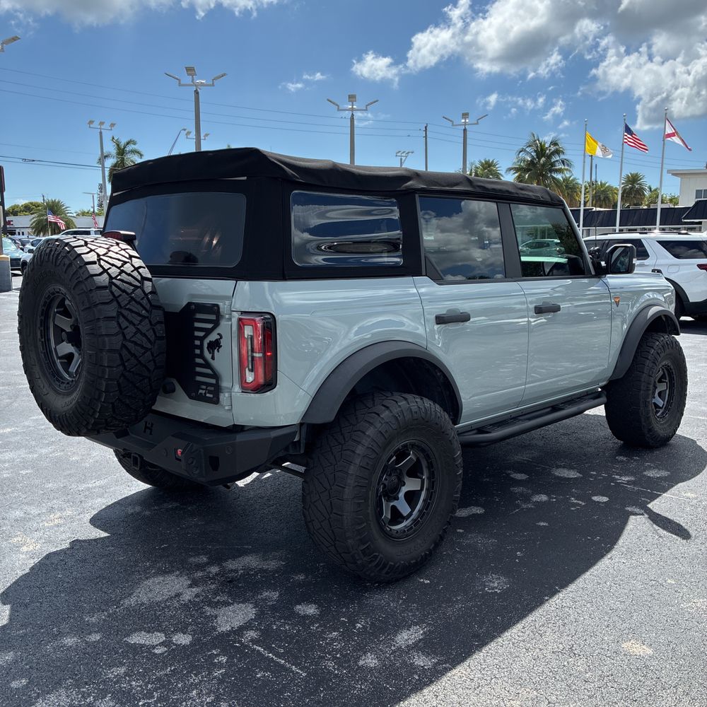 2022 Ford Bronco Badlands Advanced