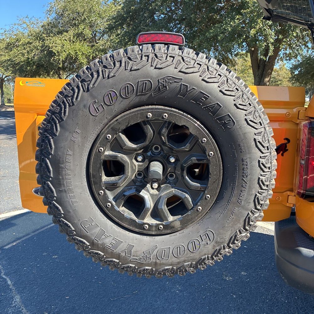 2021 Ford Bronco First Edition Advanced