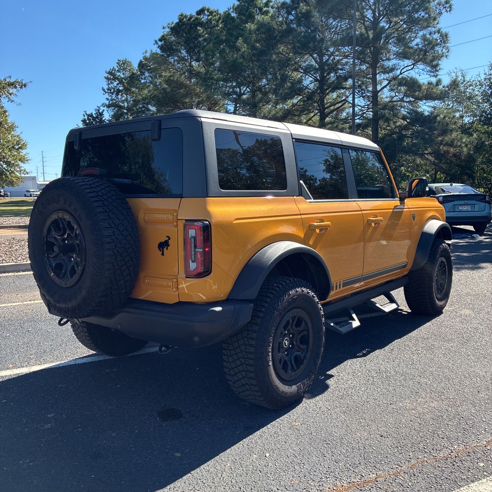2021 Ford Bronco First Edition Advanced