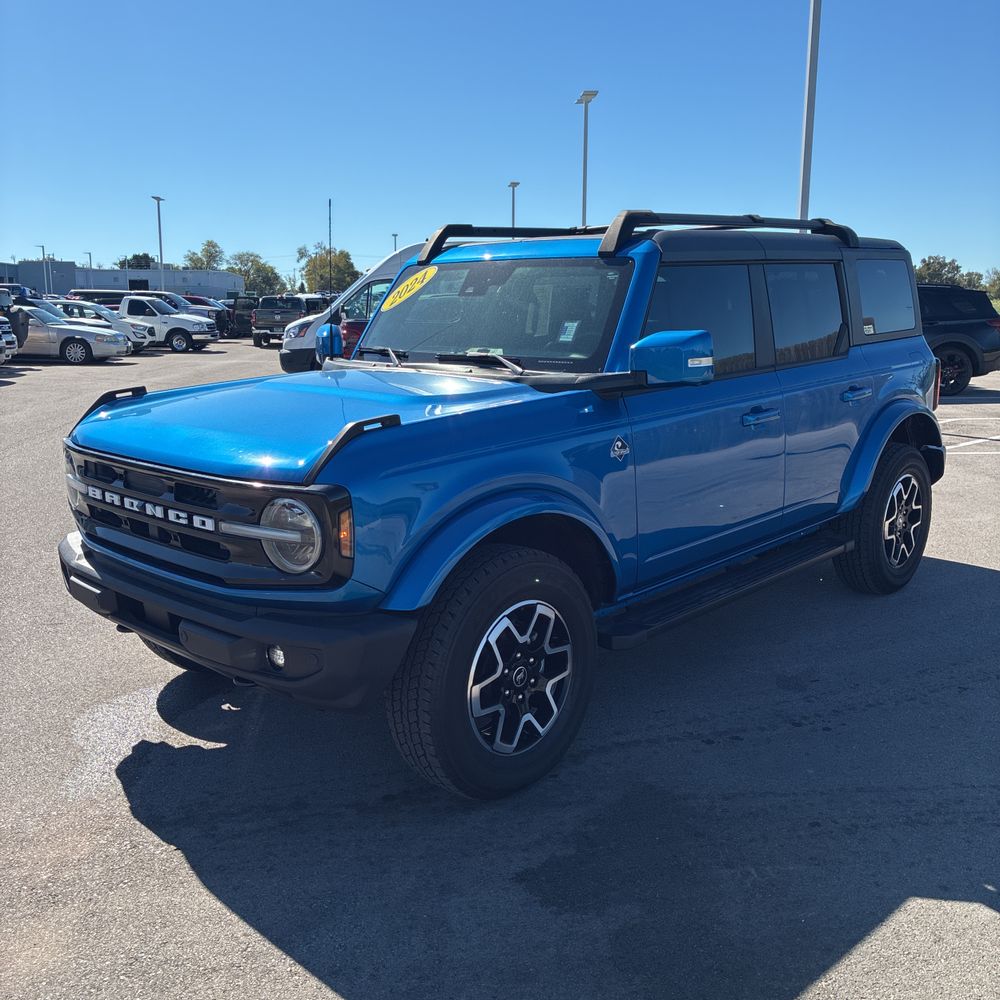 2024 Ford Bronco Outer Banks