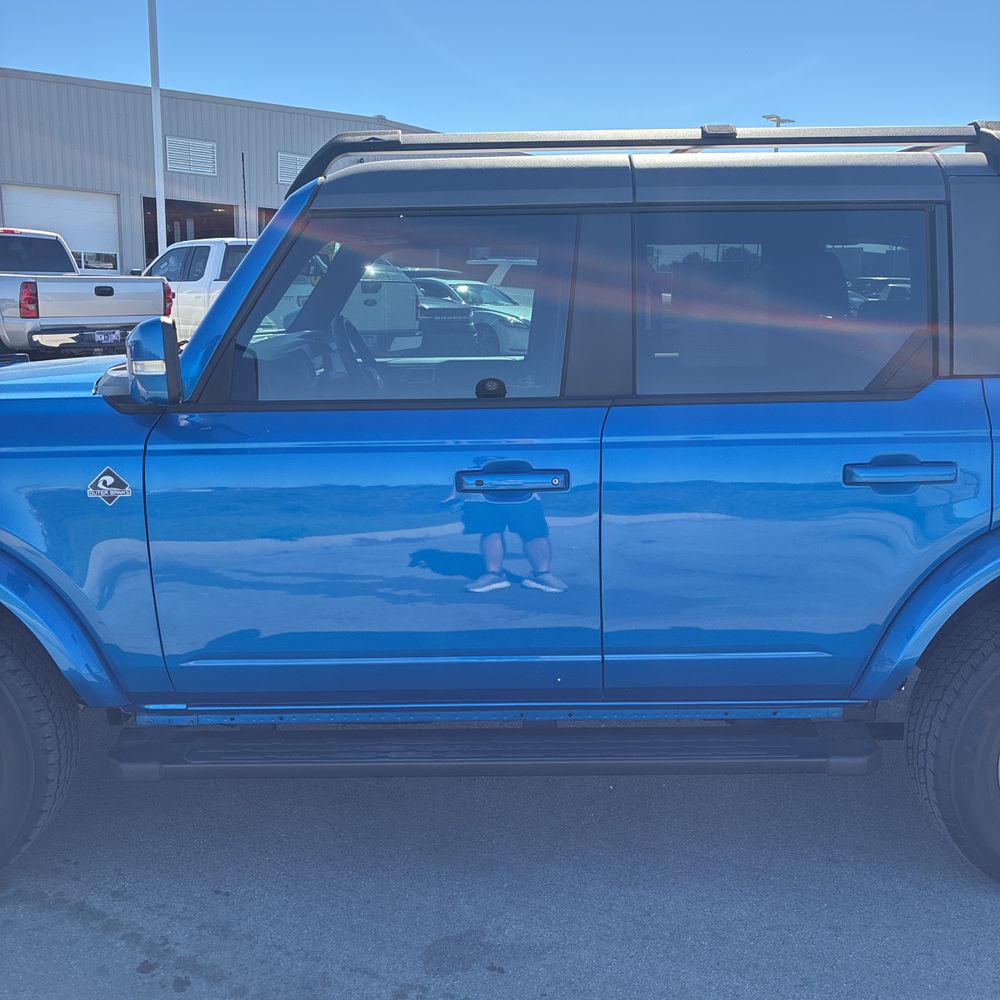 2024 Ford Bronco Outer Banks