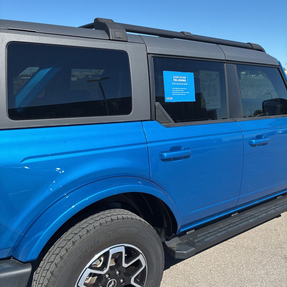 2024 Ford Bronco Outer Banks