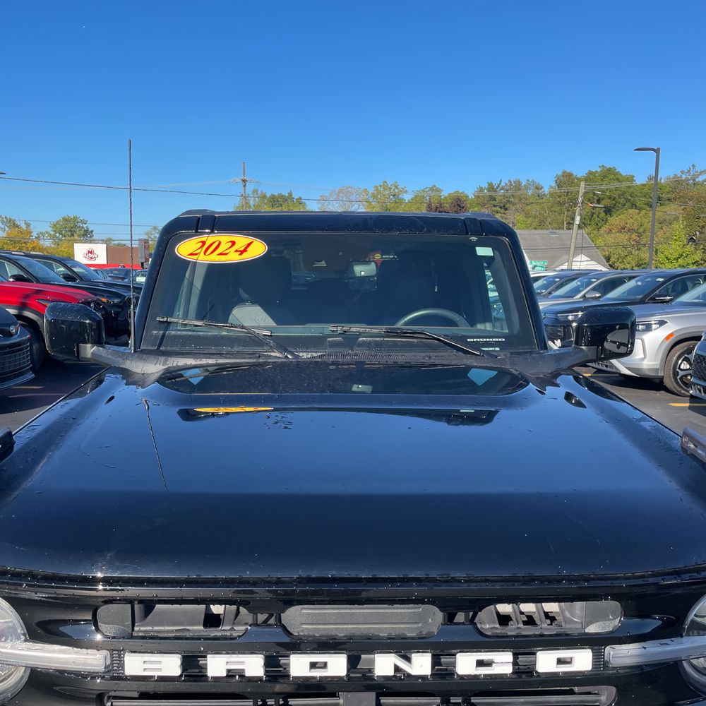 2024 Ford Bronco Outer Banks