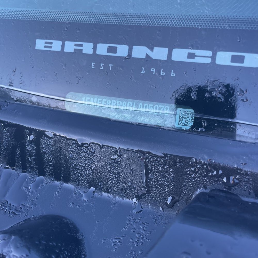 2024 Ford Bronco Outer Banks
