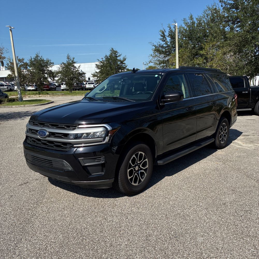 2024 Ford Expedition MAX XLT