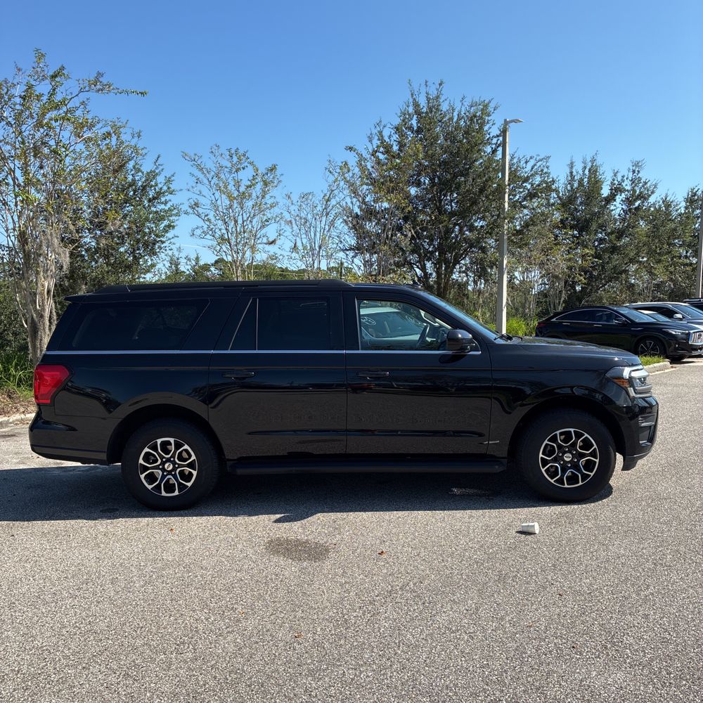 2024 Ford Expedition MAX XLT