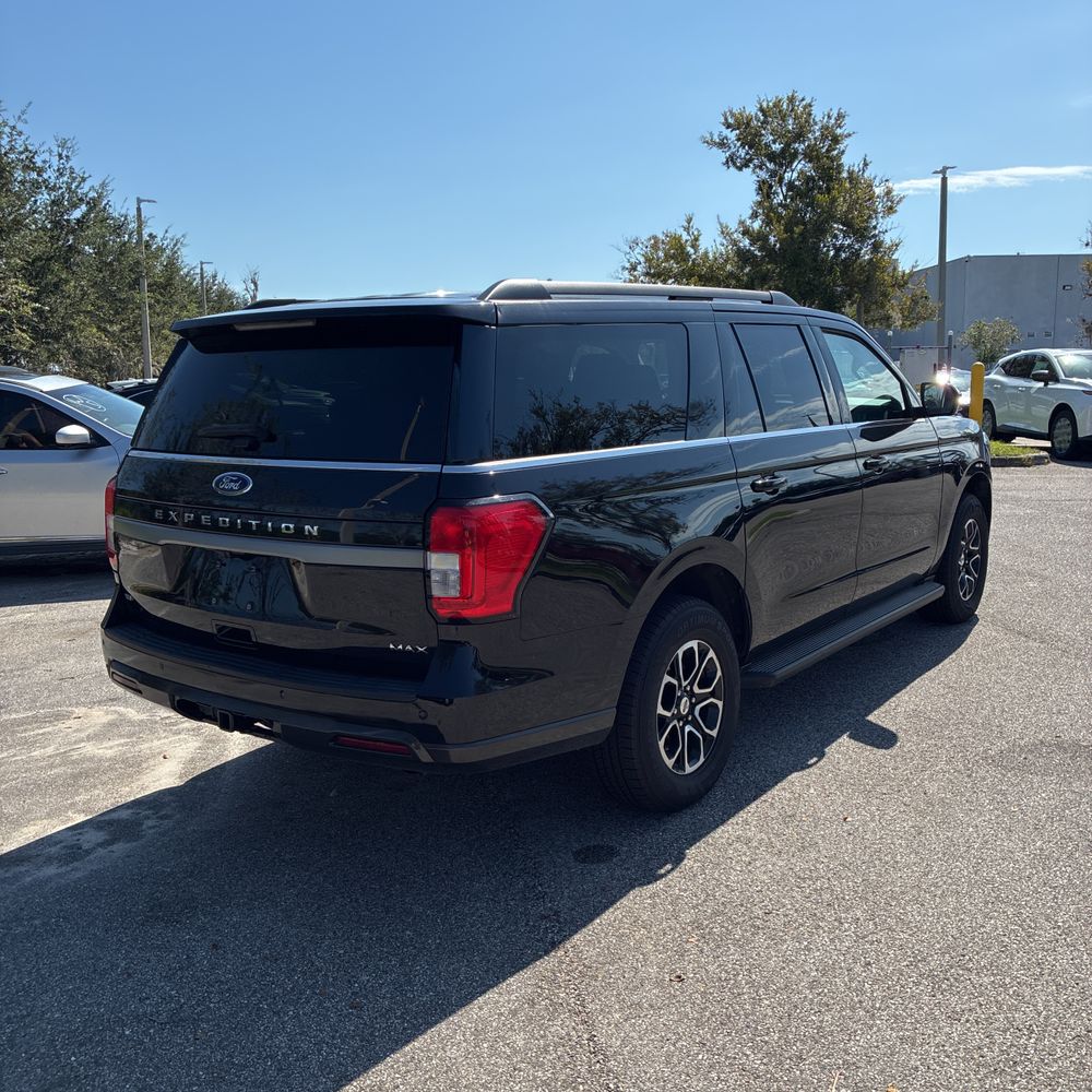 2024 Ford Expedition MAX XLT