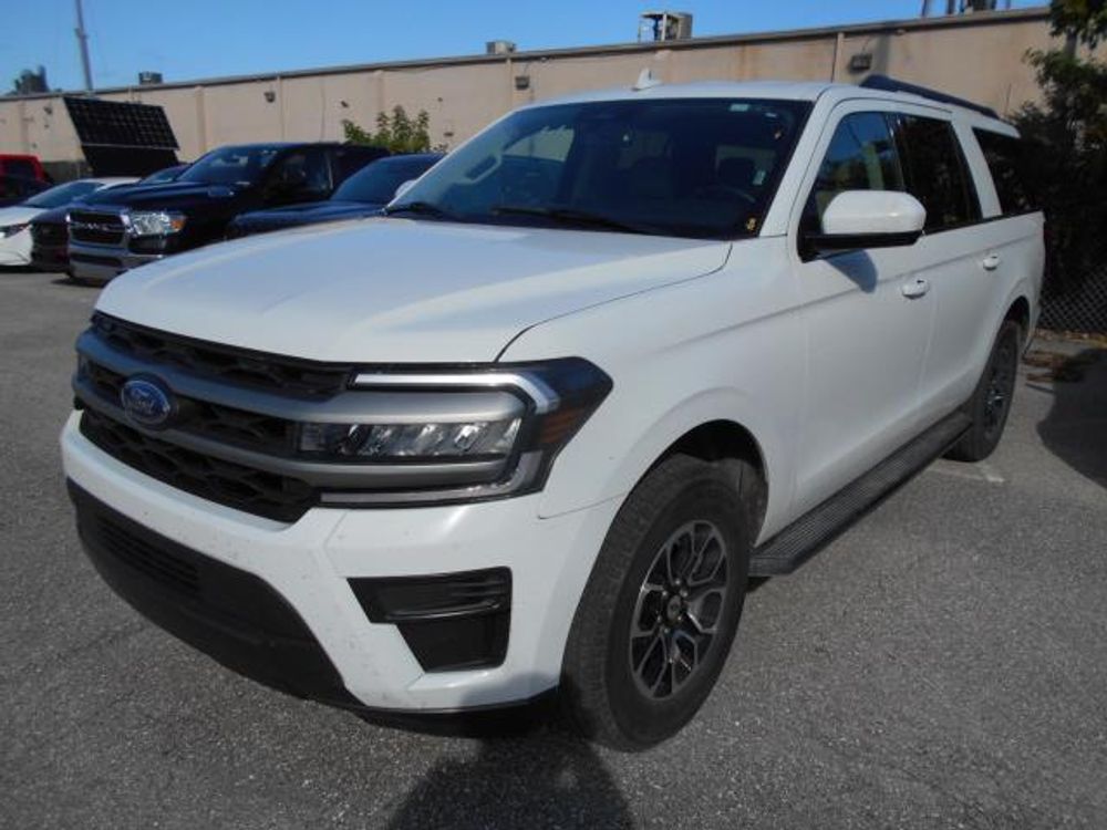 2024 Ford Expedition Max XLT