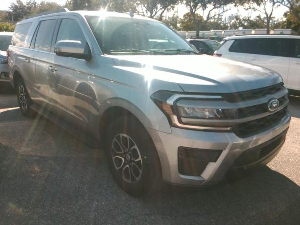 2024 Ford Expedition Max XLT