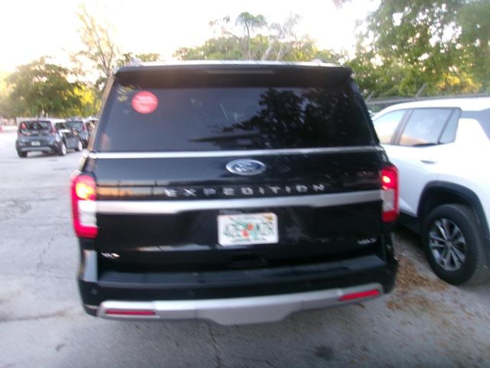 2024 Ford Expedition Max XLT