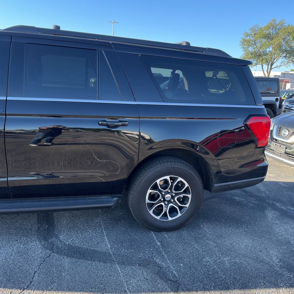 2024 Ford Expedition MAX XLT