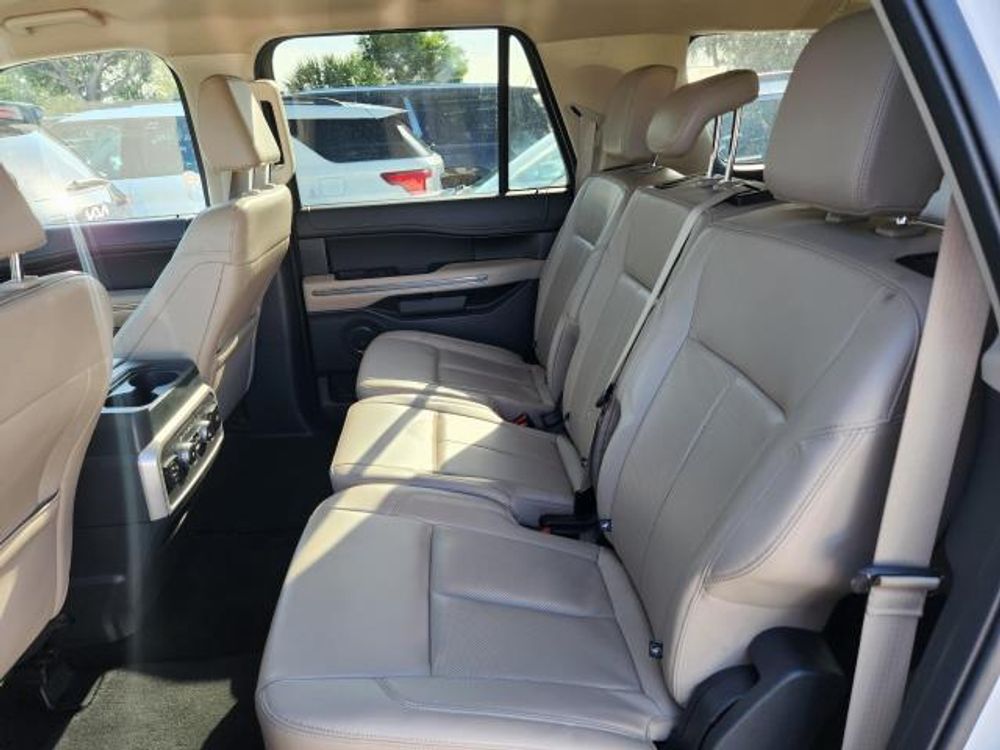 2023 Ford Expedition Max XLT