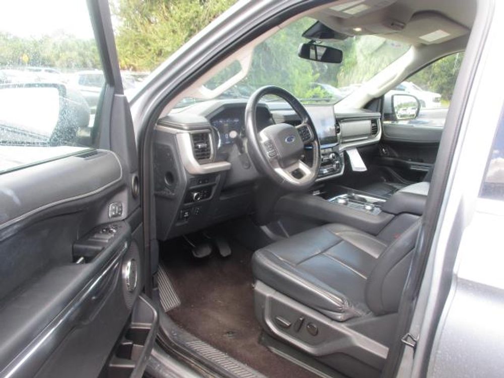 2023 Ford Expedition Max XLT