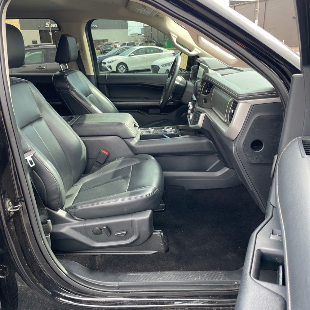 2022 Ford Expedition MAX XLT