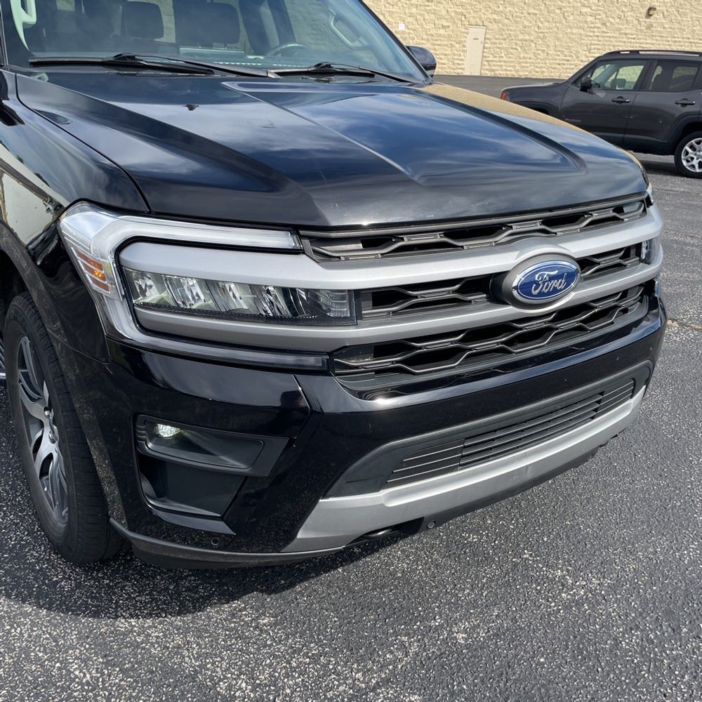 2022 Ford Expedition MAX XLT
