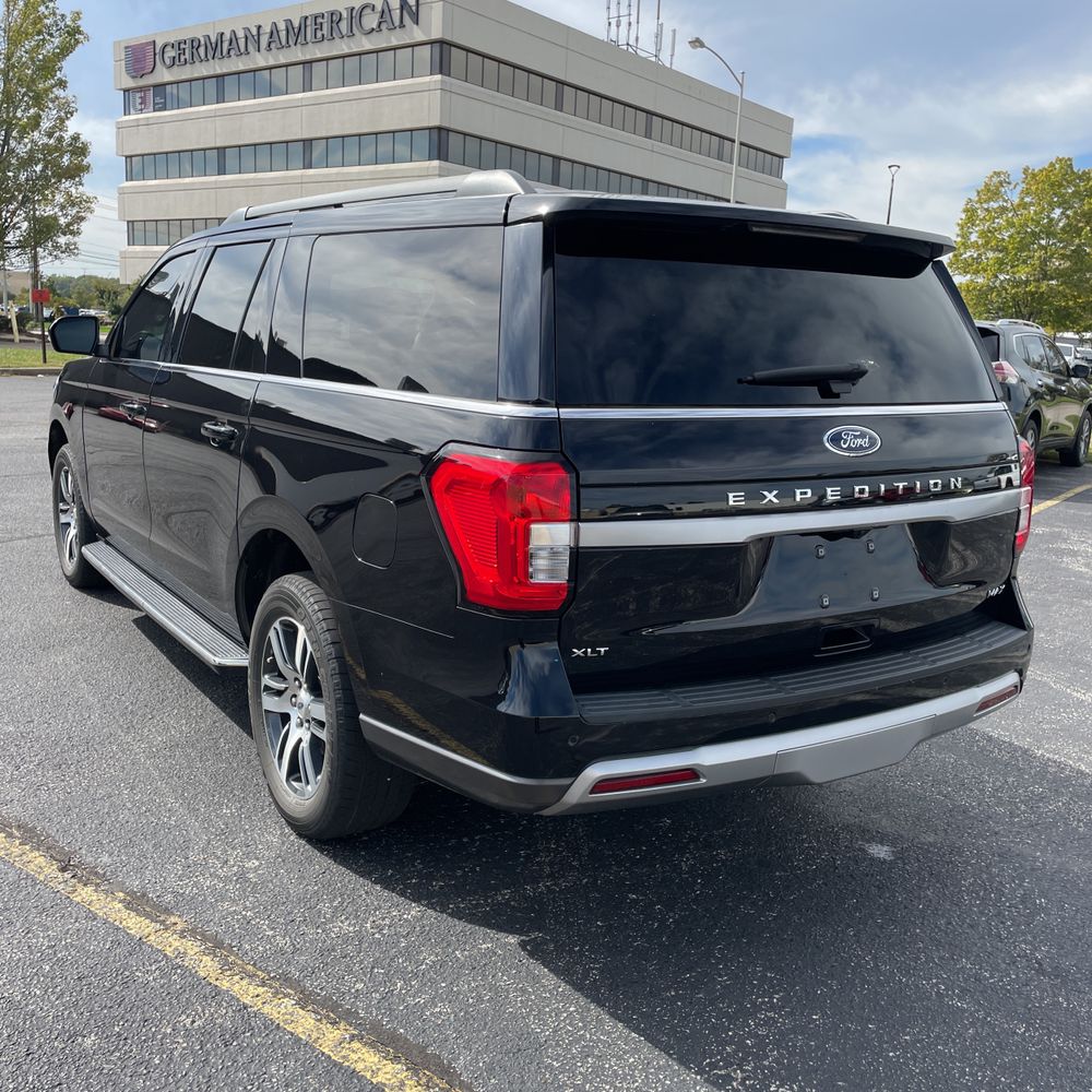 2022 Ford Expedition MAX XLT