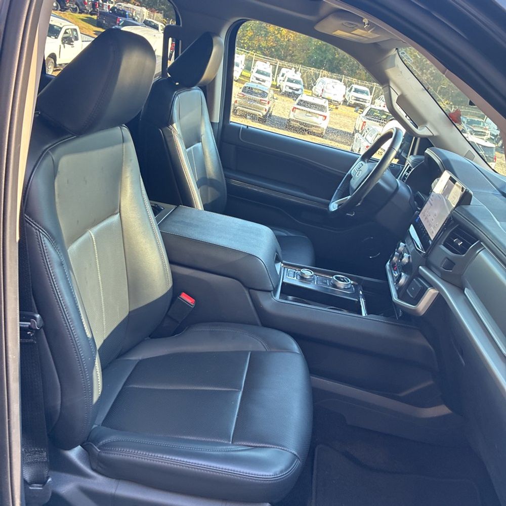 2022 Ford Expedition MAX XLT