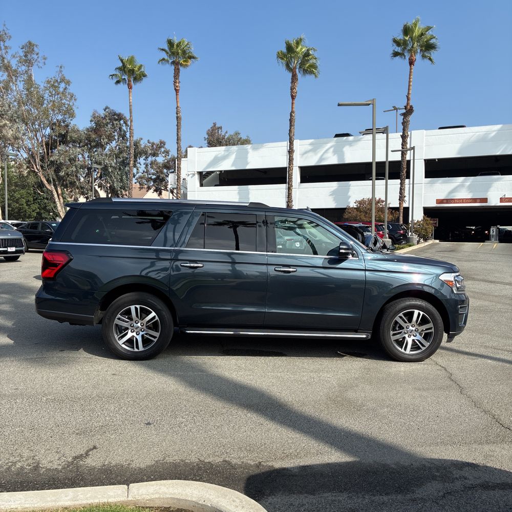 2022 Ford Expedition MAX Limited