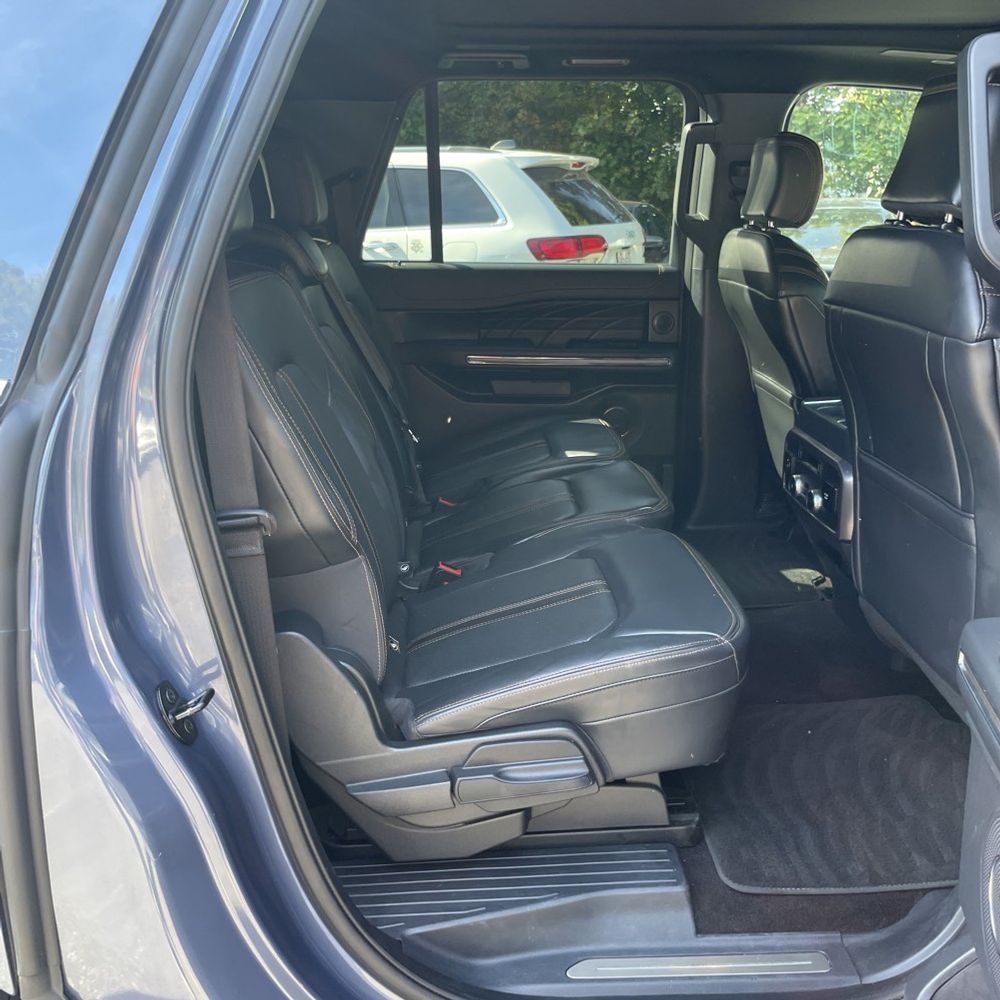 2022 Ford Expedition MAX Platinum