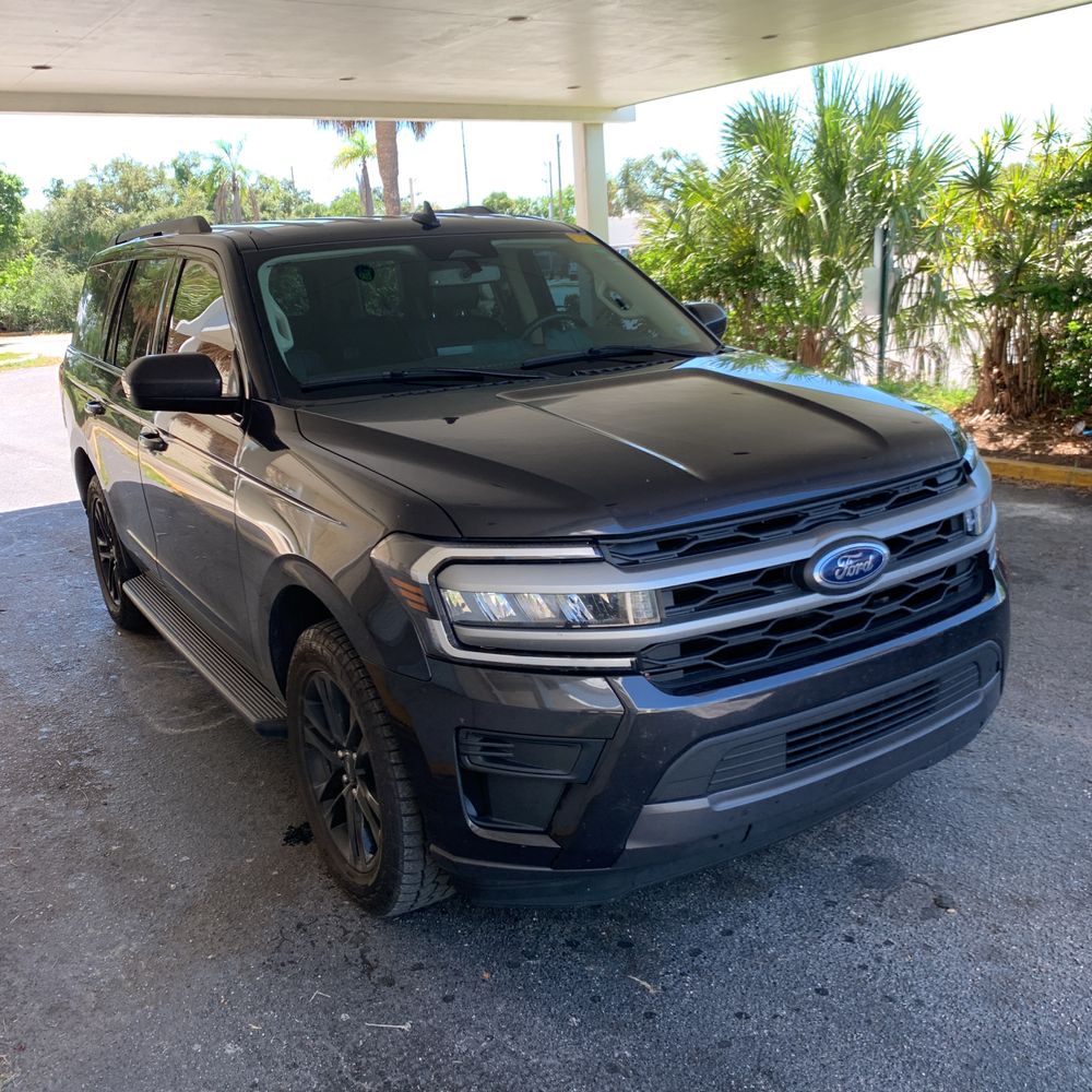 2024 Ford Expedition XLT
