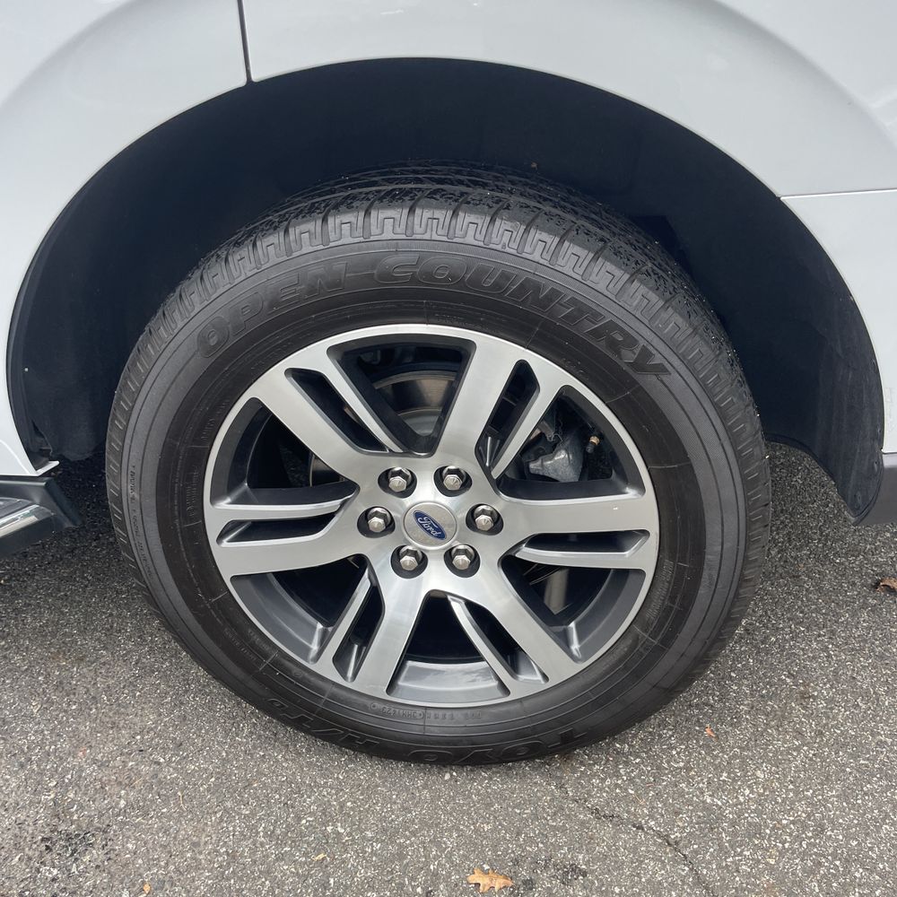 2023 Ford Expedition XLT