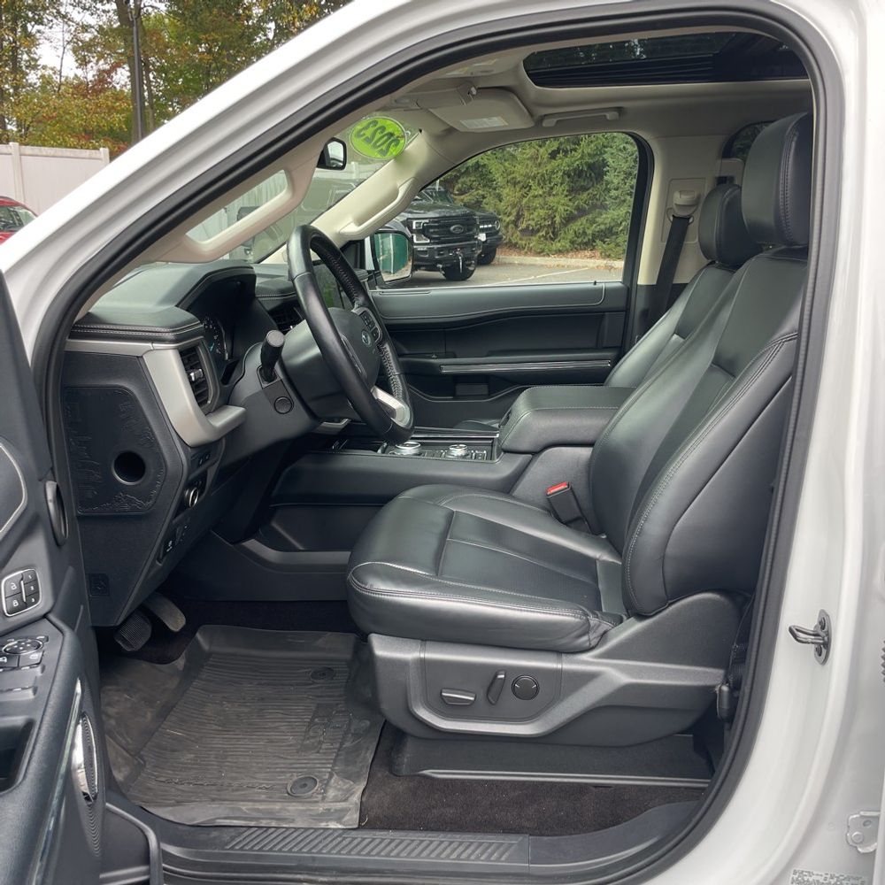 2023 Ford Expedition XLT