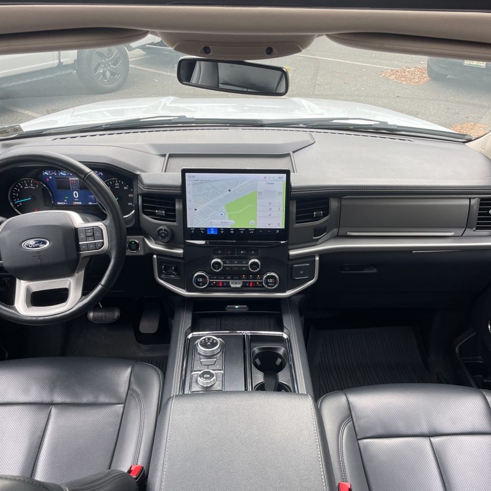 2023 Ford Expedition XLT
