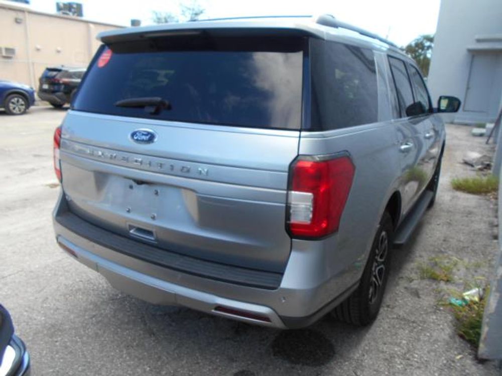 2024 Ford Expedition XLT